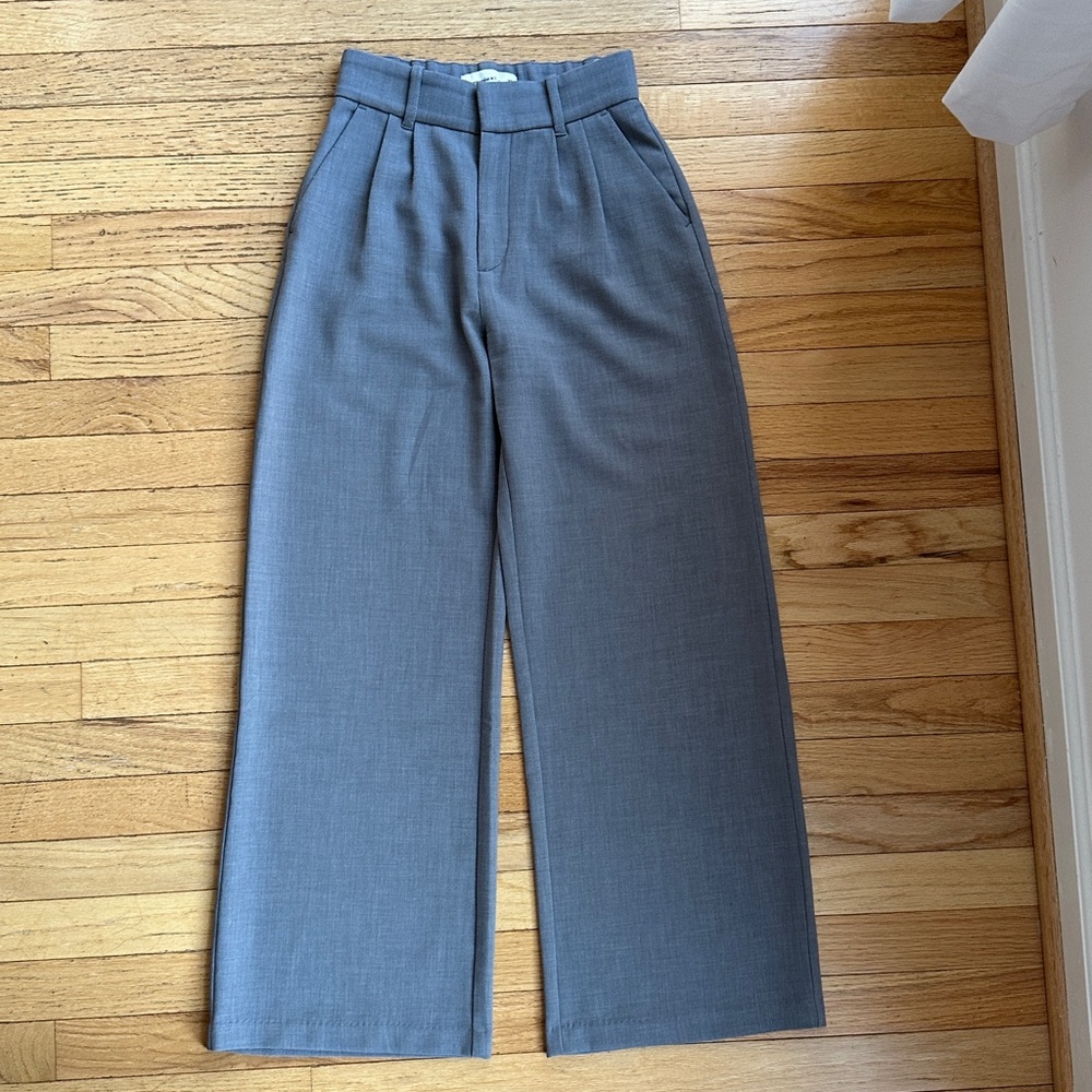 A&F Tailored Wide Leg Pant